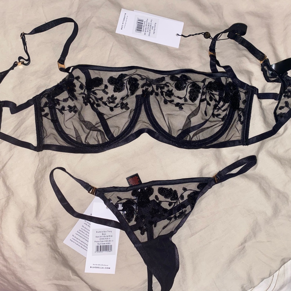 Bluebella NWT Gaia Bra + Thong set (36D/Small)